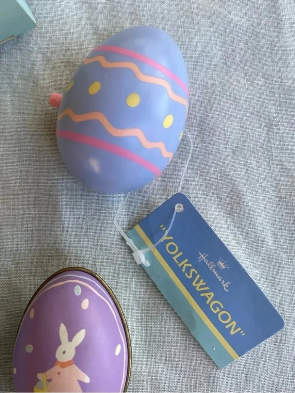 Lot of 7 vintage 90s Hallmark Easter rabbit bunny eggs decor wind up toys